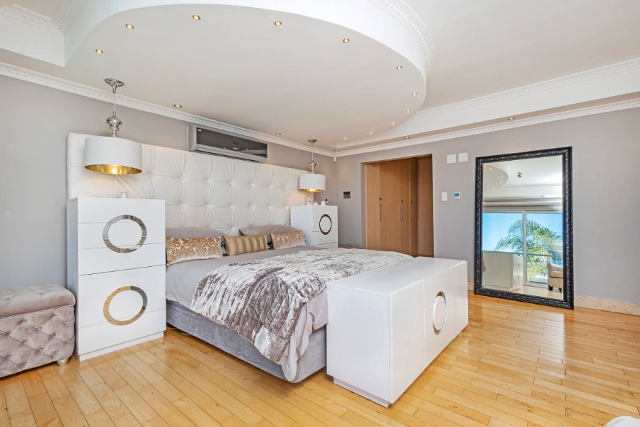 6 Bedroom Property for Sale in Baronetcy Estate Western Cape